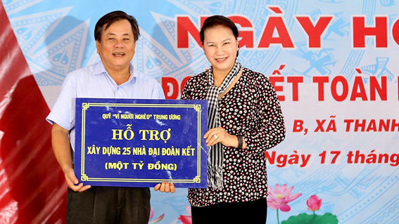 Chủ tịch Quốc Hội Nguyễn Thị Kim Ngân: Cần phát huy truyền thống anh hùng đoàn kết, vượt qua khó khăn
